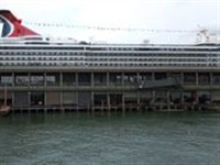 Cruise Ship, New York
